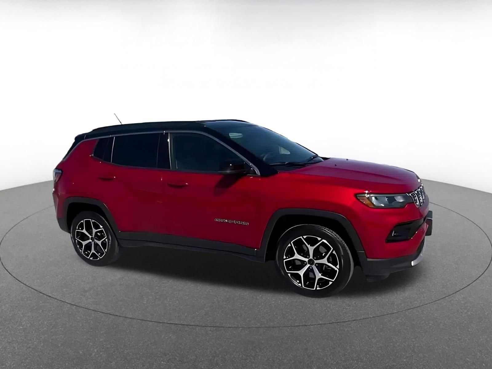 Thumbnail: 2025 Jeep Compass - 2