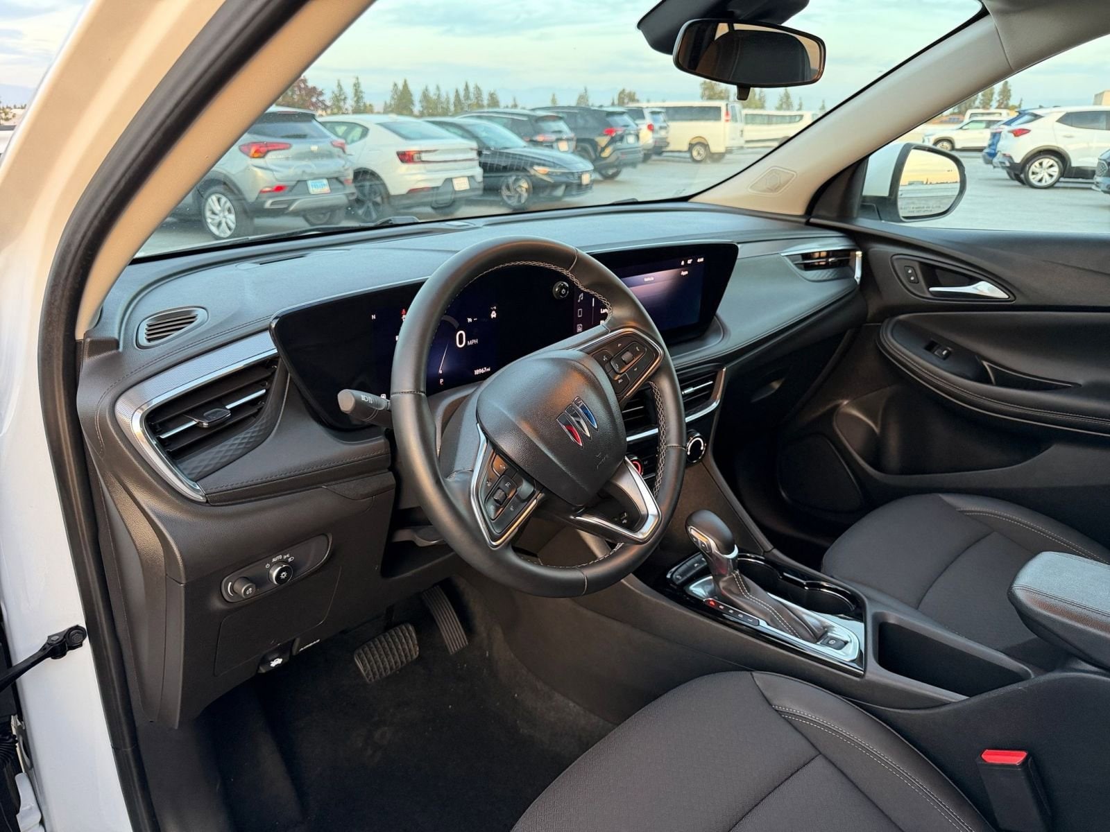 Thumbnail: 2025 Buick Encore GX - 32