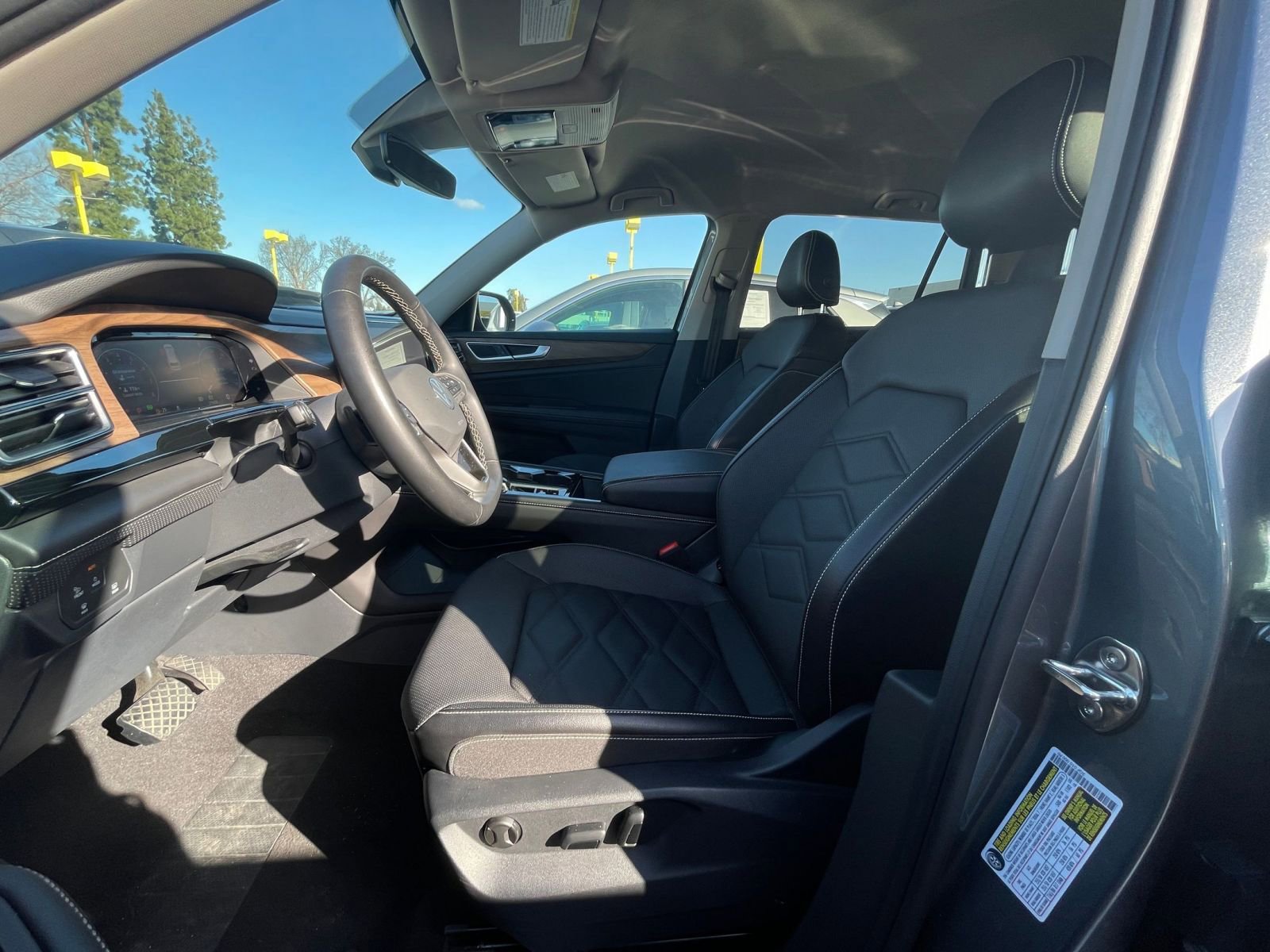 Thumbnail: 2025 Volkswagen Atlas - 29