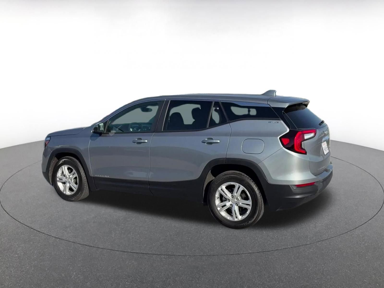 Thumbnail: 2024 GMC Terrain - 10