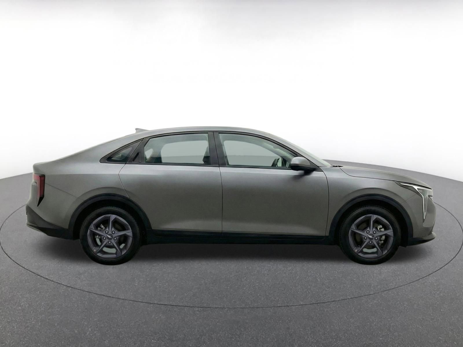 Thumbnail: 2025 Kia K4 - 10