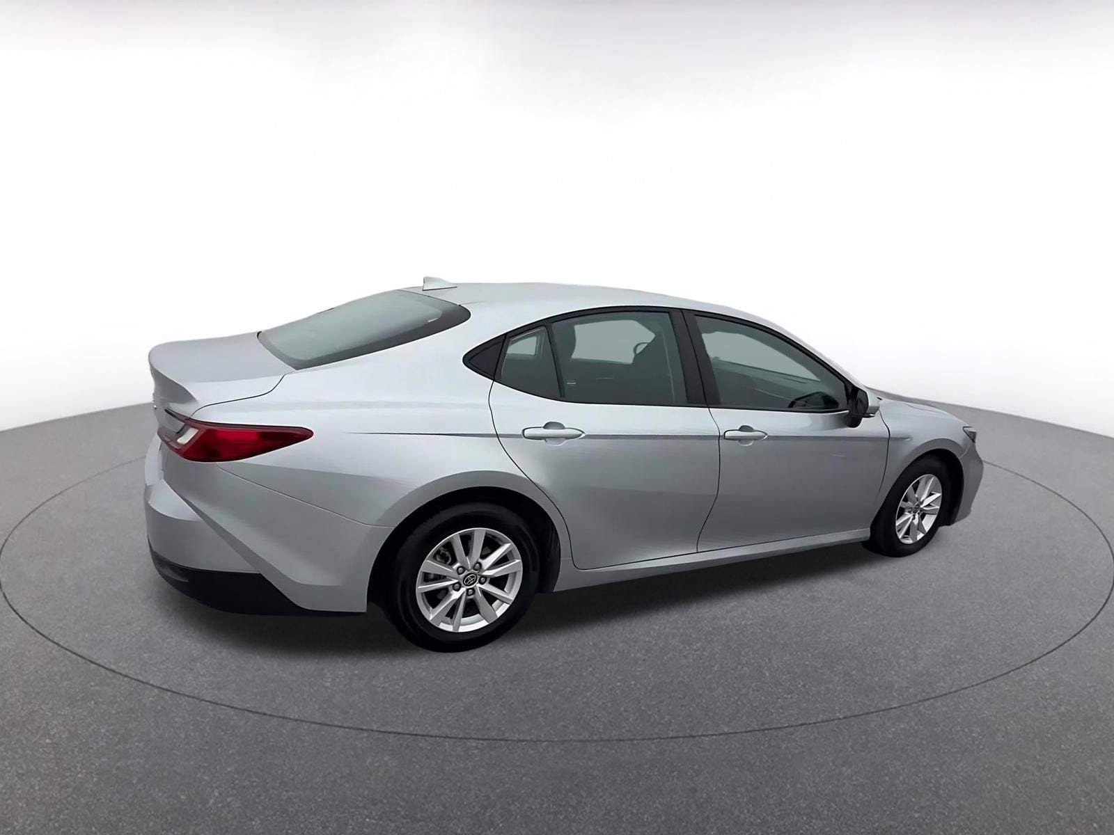 Thumbnail: 2025 Toyota Camry - 15