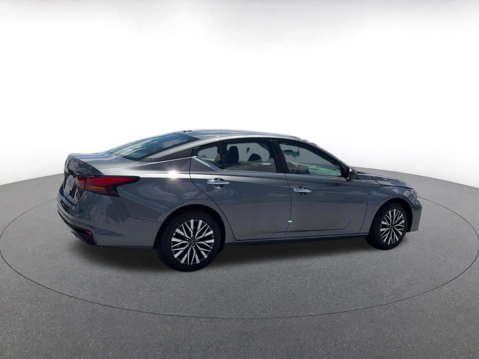 Thumbnail: 2025 Nissan Altima - 15