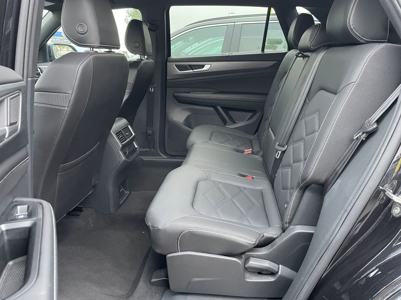 Thumbnail: 2025 Volkswagen Atlas - 27