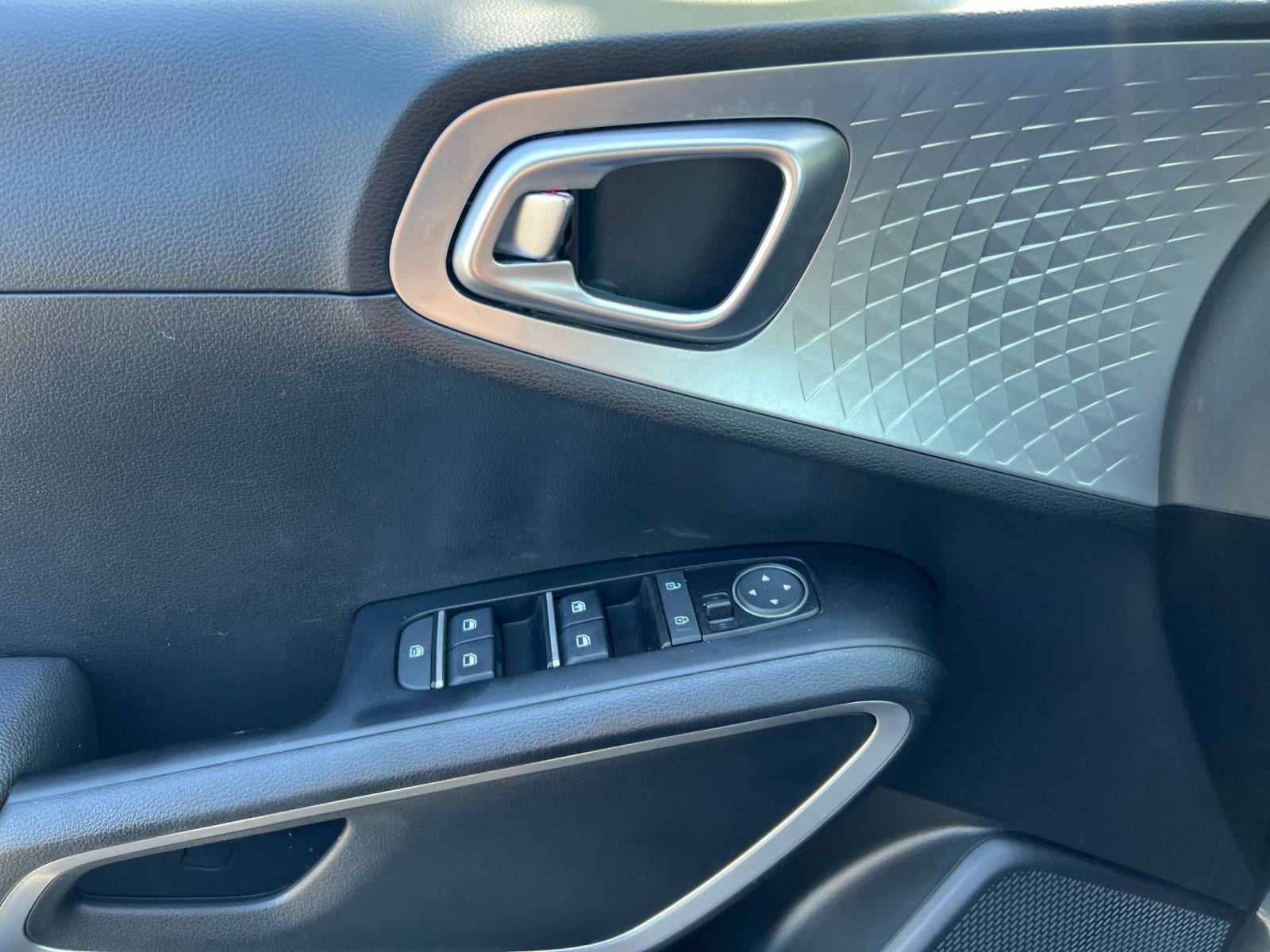Thumbnail: 2025 Kia Soul - 18