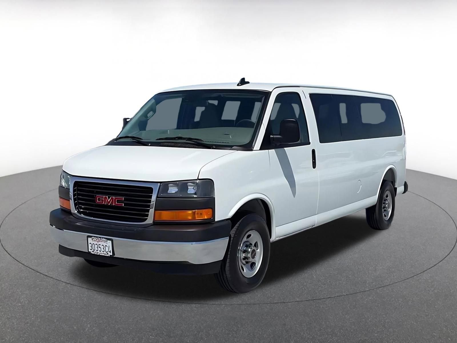 Thumbnail: 2025 GMC Savana - 7