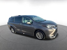 2024 Toyota Sienna XLE -
                  Fresno, CA
