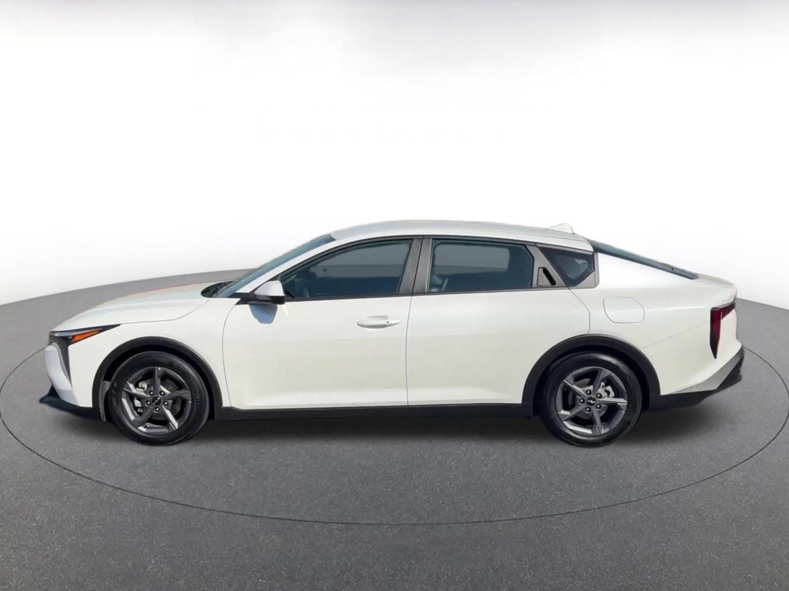 Thumbnail: 2025 Kia K4 - 9