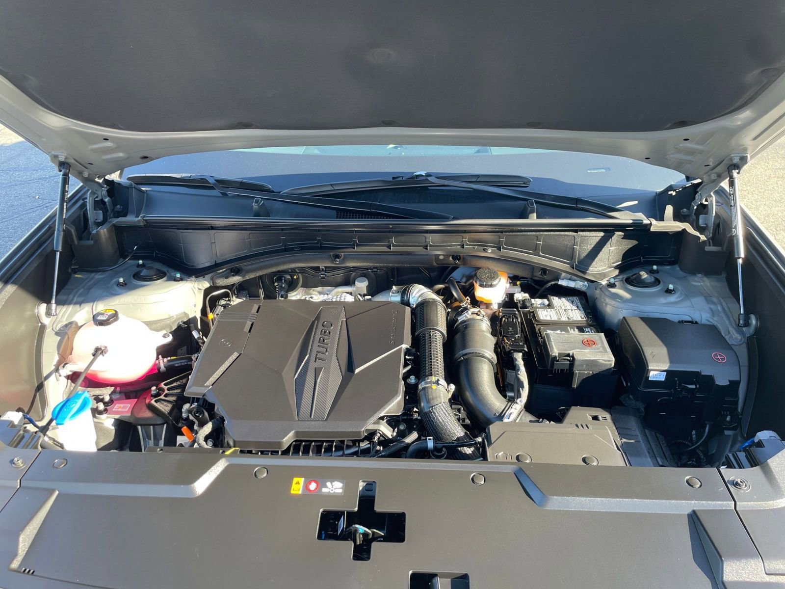 Thumbnail: 2025 Hyundai Santa Fe - 32