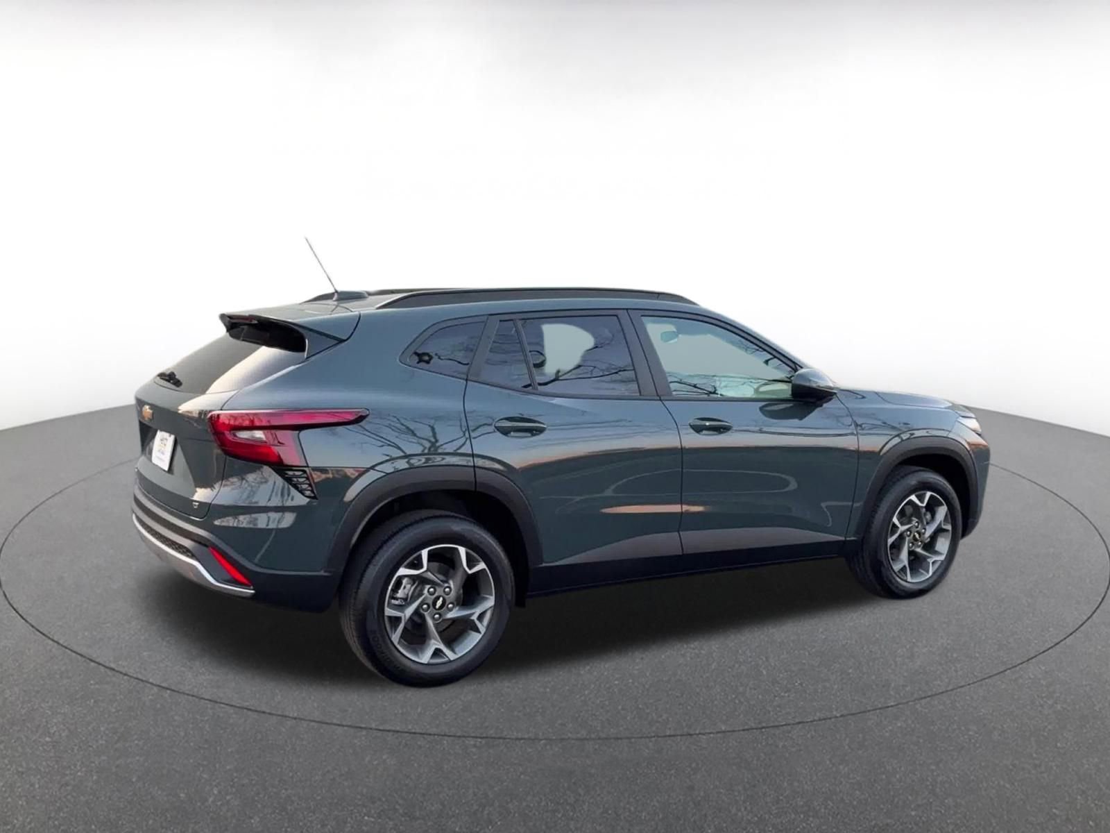 Thumbnail: 2025 Chevrolet Trax - 15