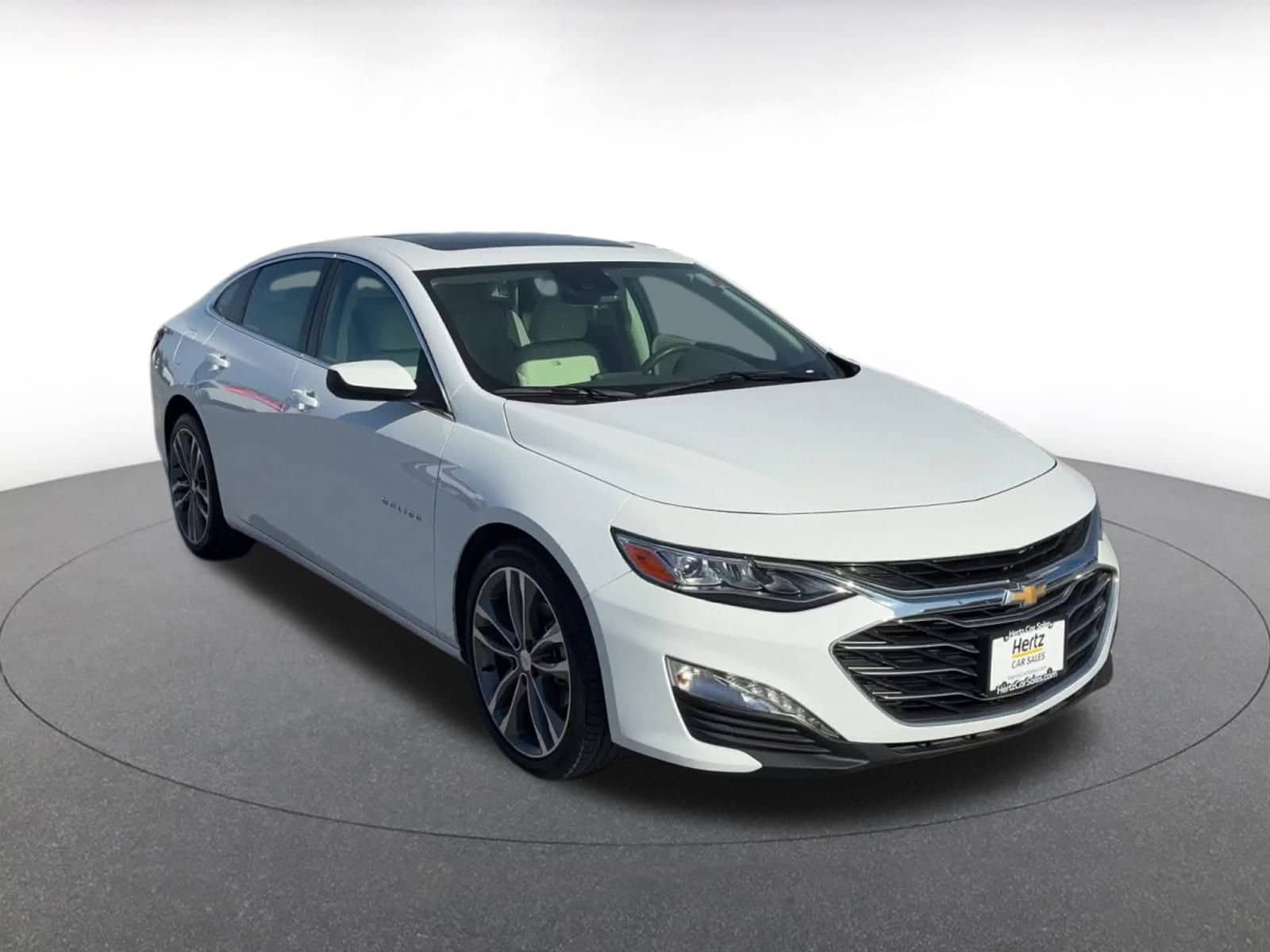 Thumbnail: 2024 Chevrolet Malibu - 3