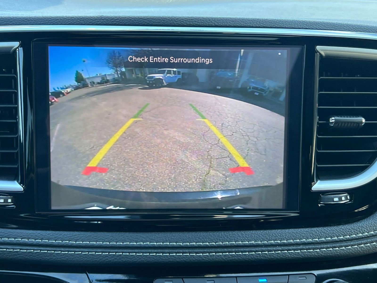 Thumbnail: 2025 Chrysler Pacifica - 17