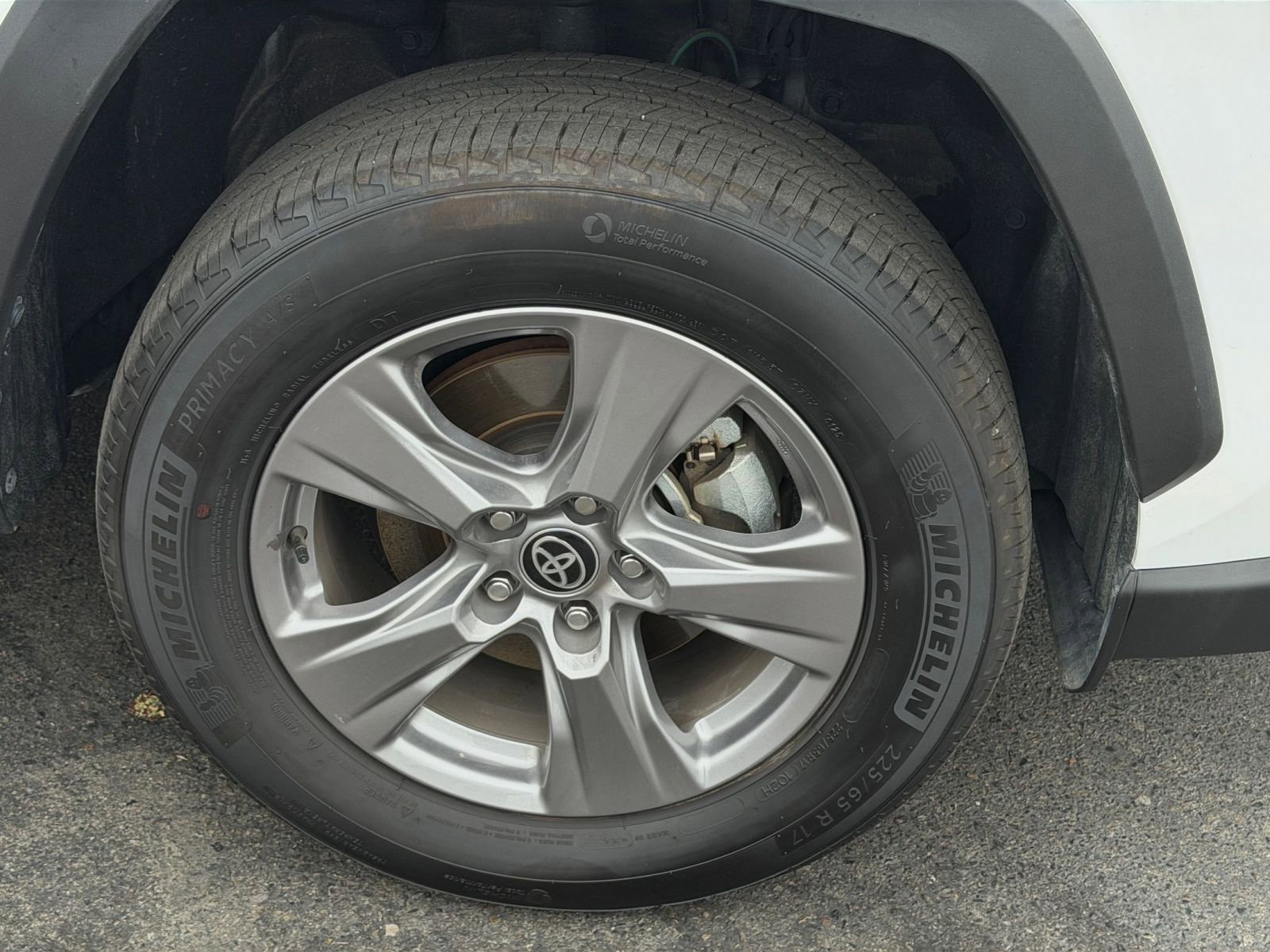 Thumbnail: 2025 Toyota RAV4 - 28