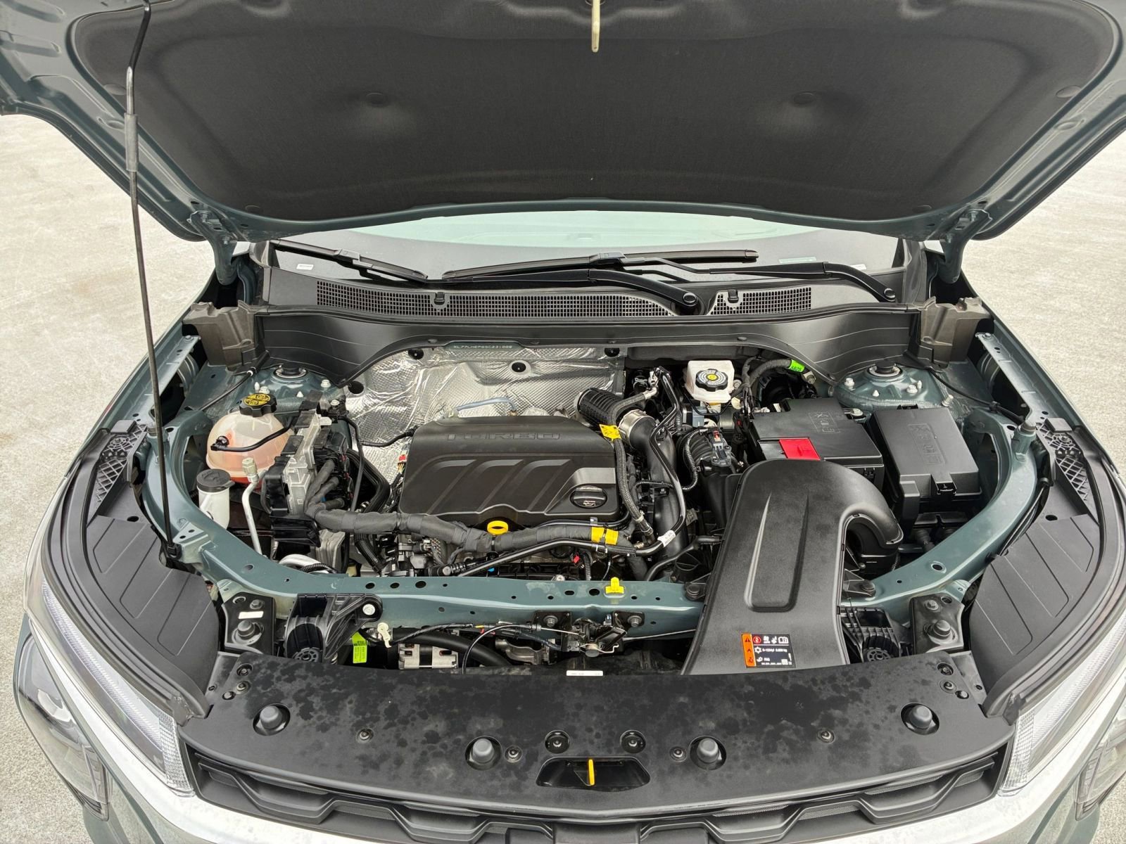 Thumbnail: 2025 Chevrolet Trax - 32