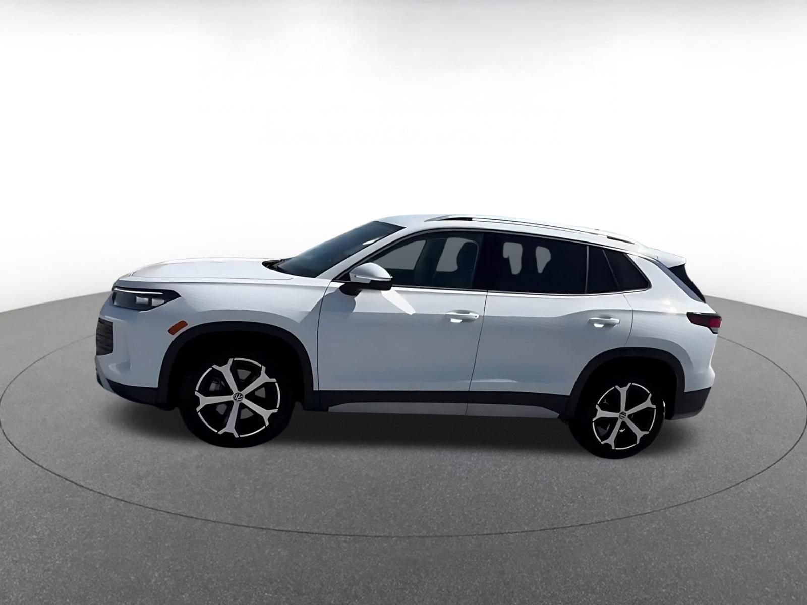 Thumbnail: 2026 Volkswagen Tiguan - 7