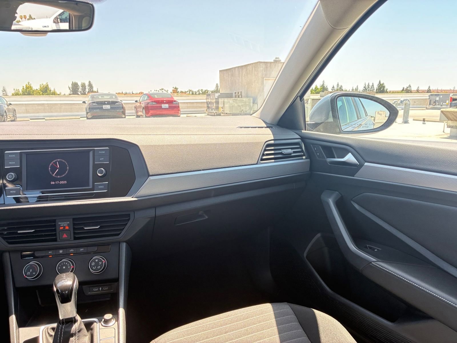 Thumbnail: 2024 Volkswagen Jetta - 35
