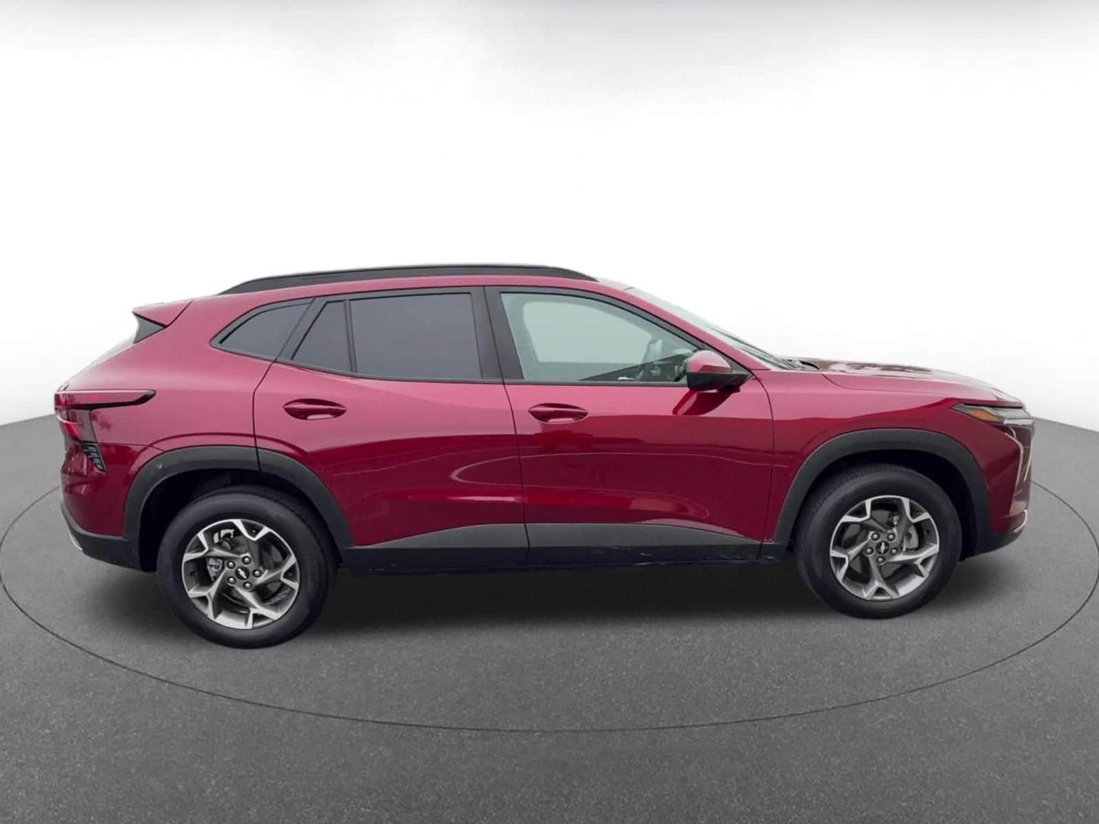 Thumbnail: 2025 Chevrolet Trax - 16