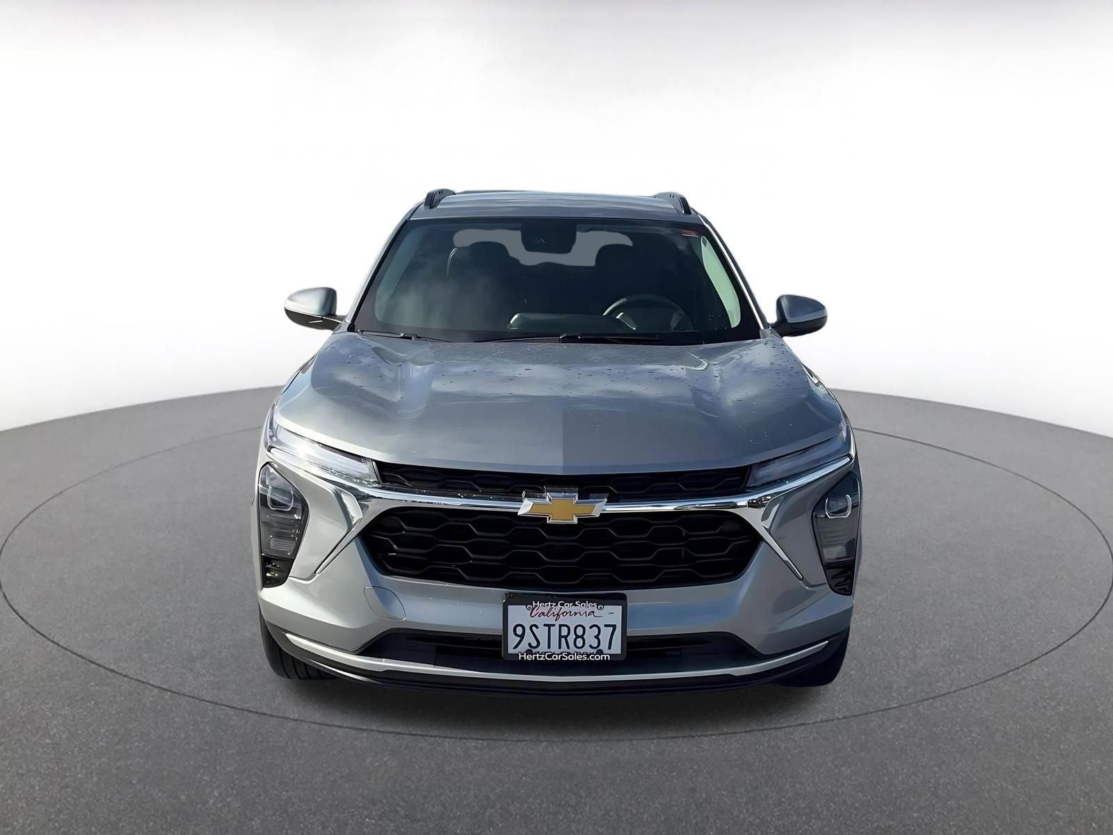 Thumbnail: 2025 Chevrolet Trax - 4