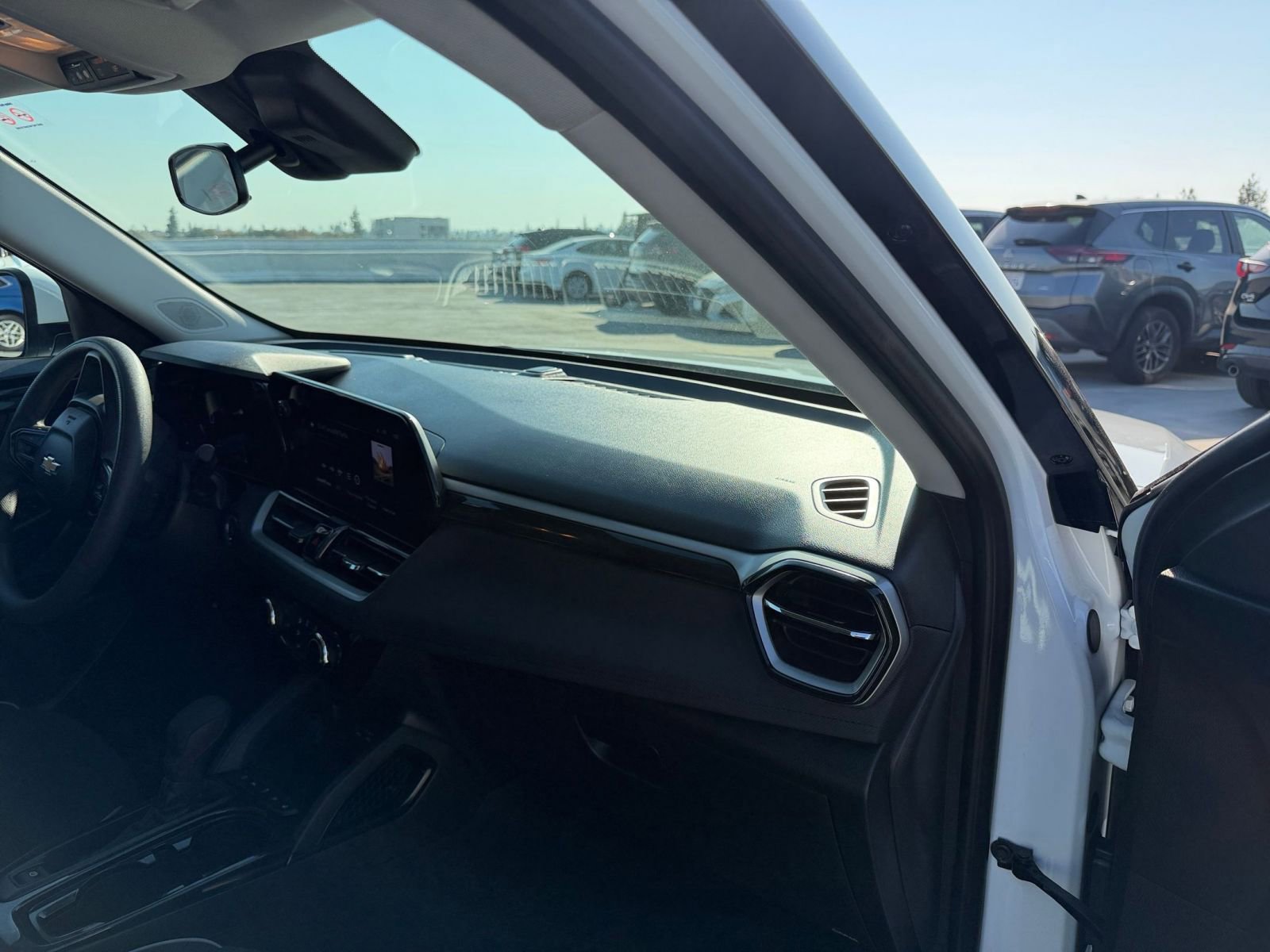 Thumbnail: 2025 Chevrolet TrailBlazer - 33