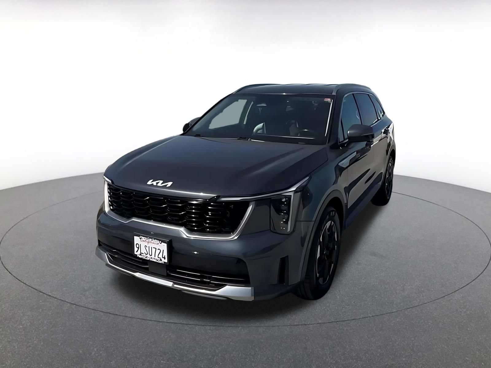 Thumbnail: 2024 Kia Sorento - 7