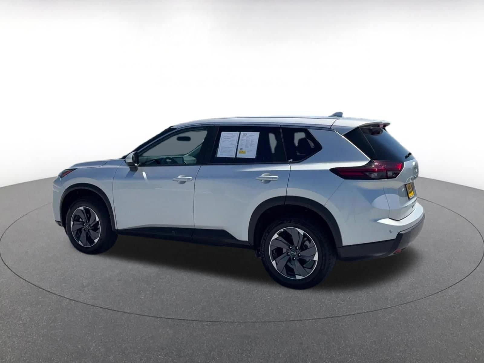 Thumbnail: 2025 Nissan Rogue - 8