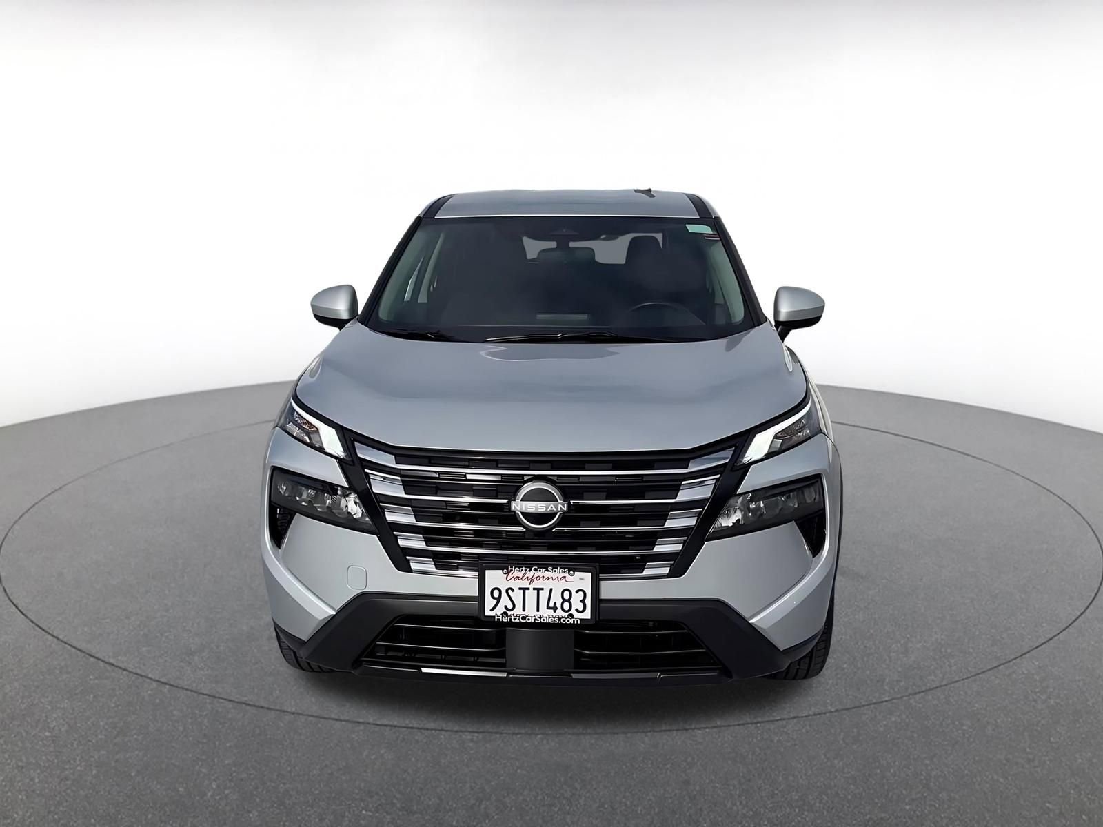 Thumbnail: 2025 Nissan Rogue - 4