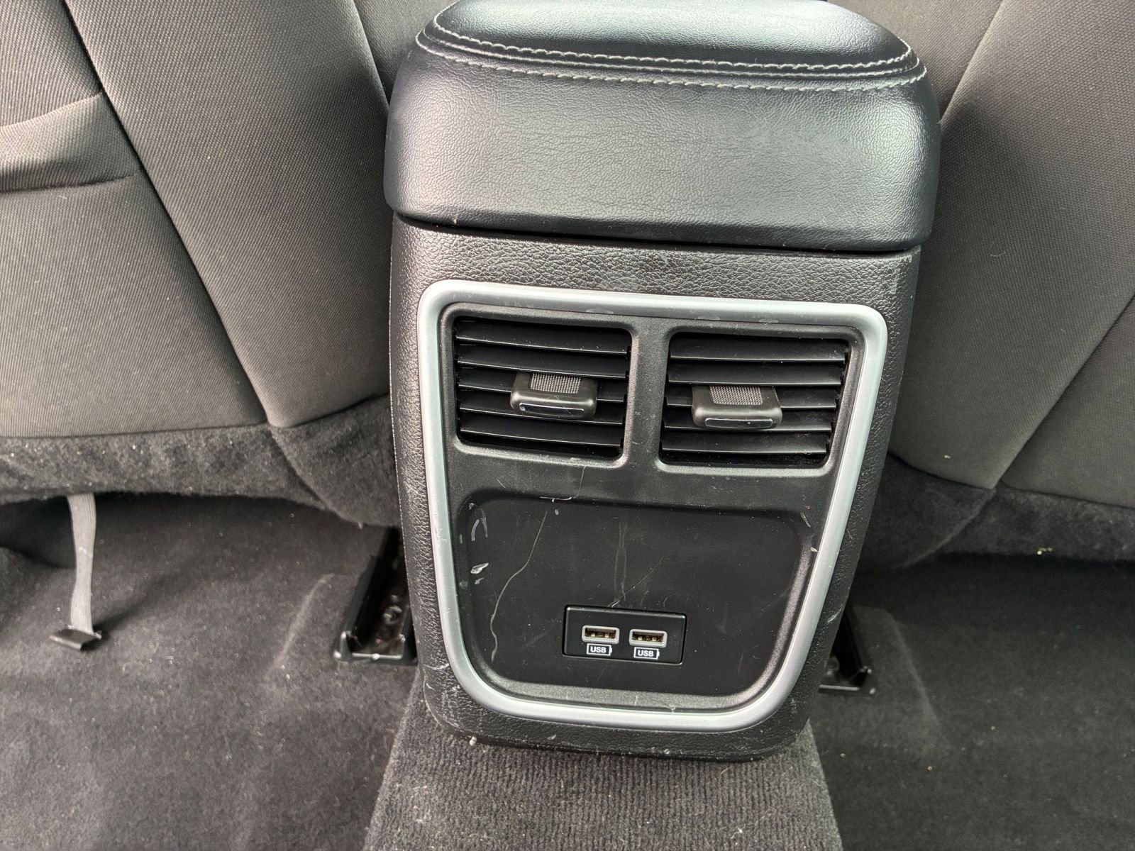 Thumbnail: 2022 Dodge Charger - 24