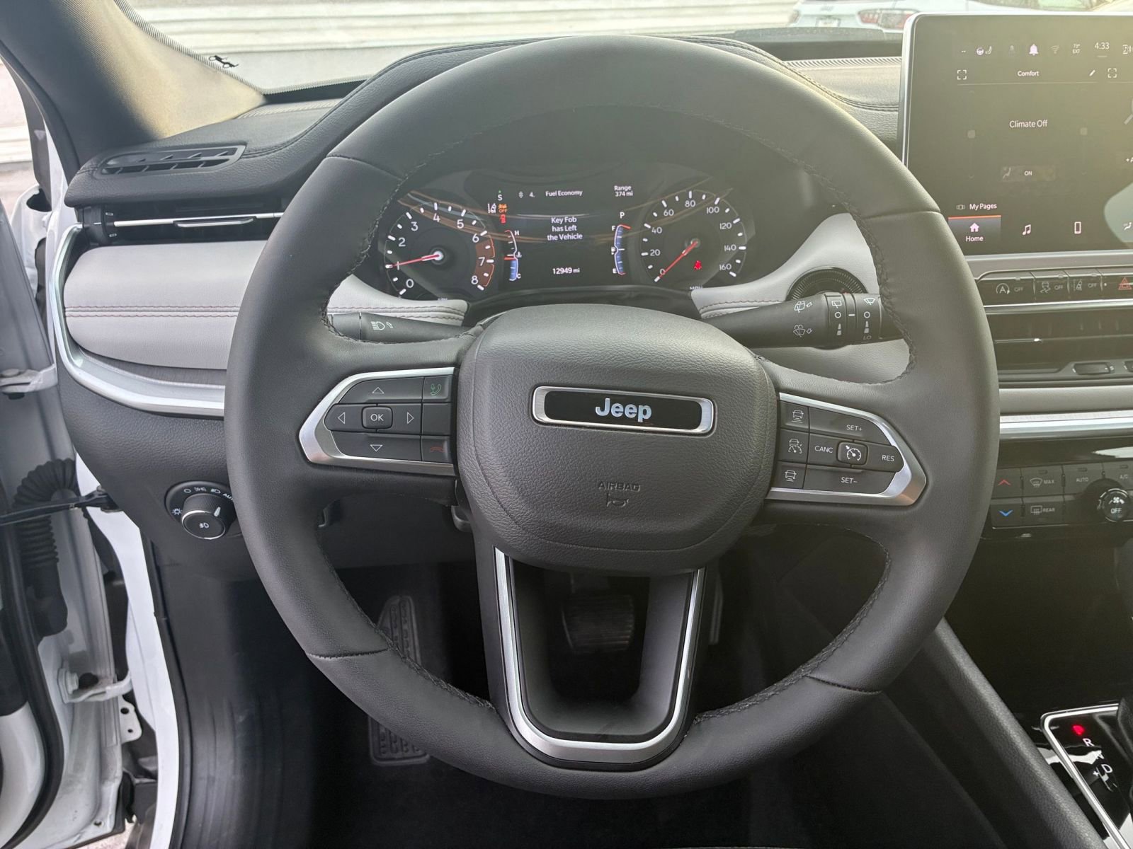 Thumbnail: 2025 Jeep Compass - 29