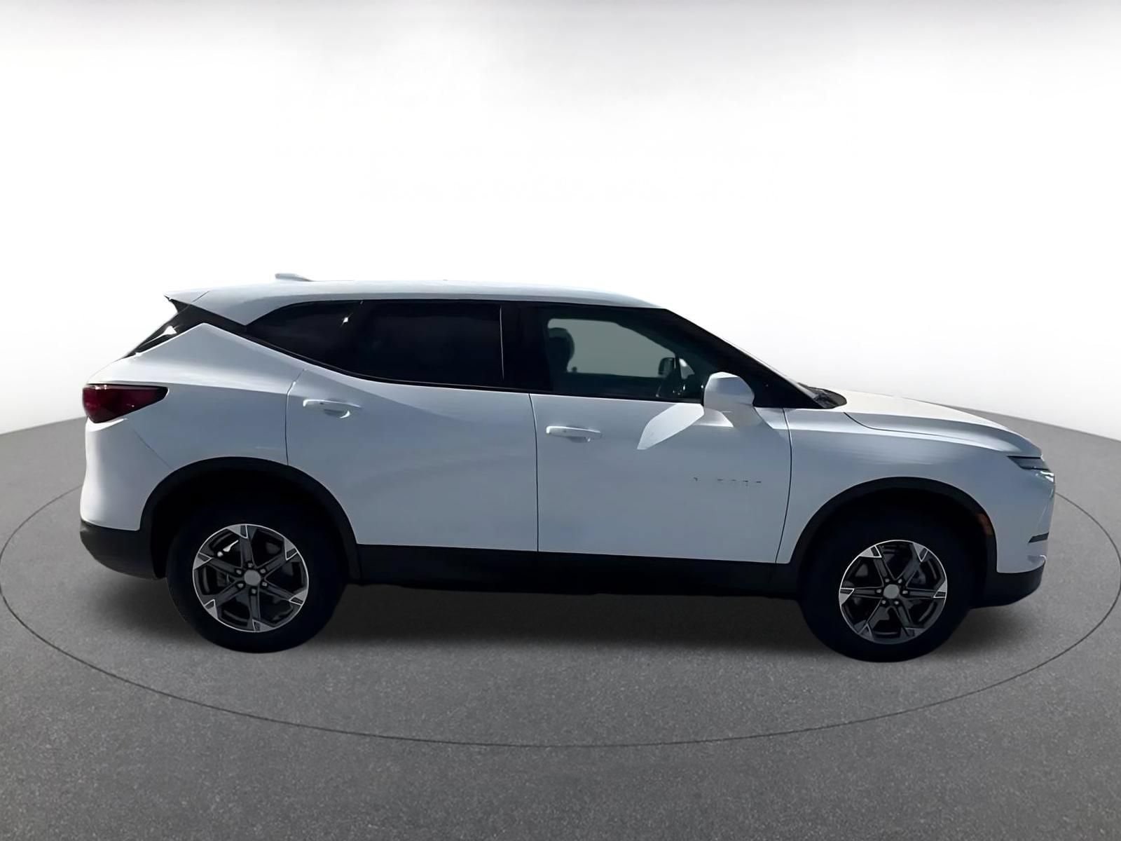 Thumbnail: 2026 Chevrolet Blazer - 12