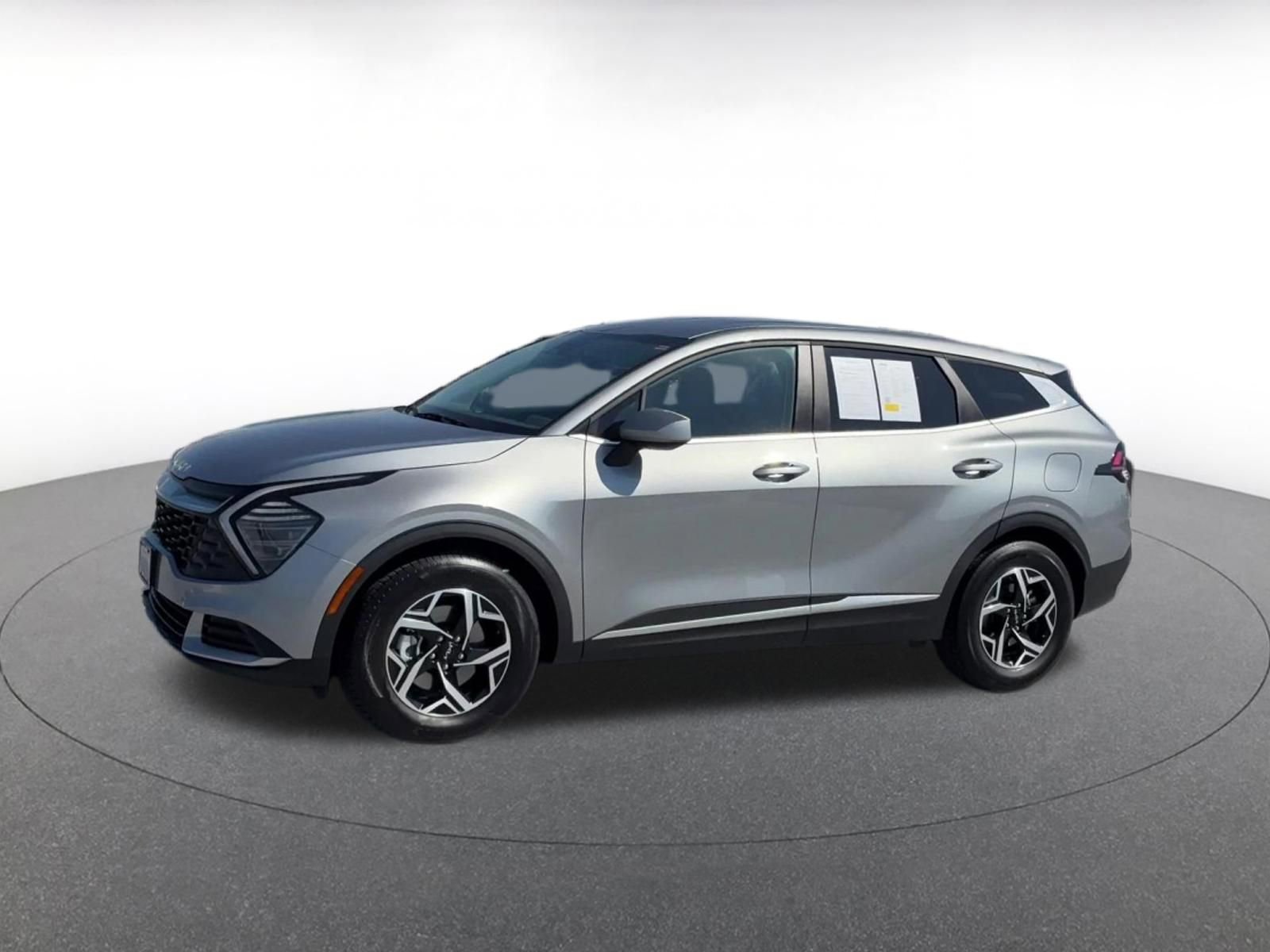 Thumbnail: 2025 Kia Sportage - 8