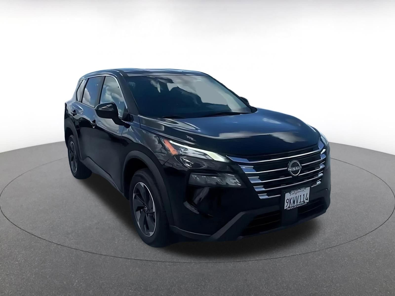 Thumbnail: 2024 Nissan Rogue - 3