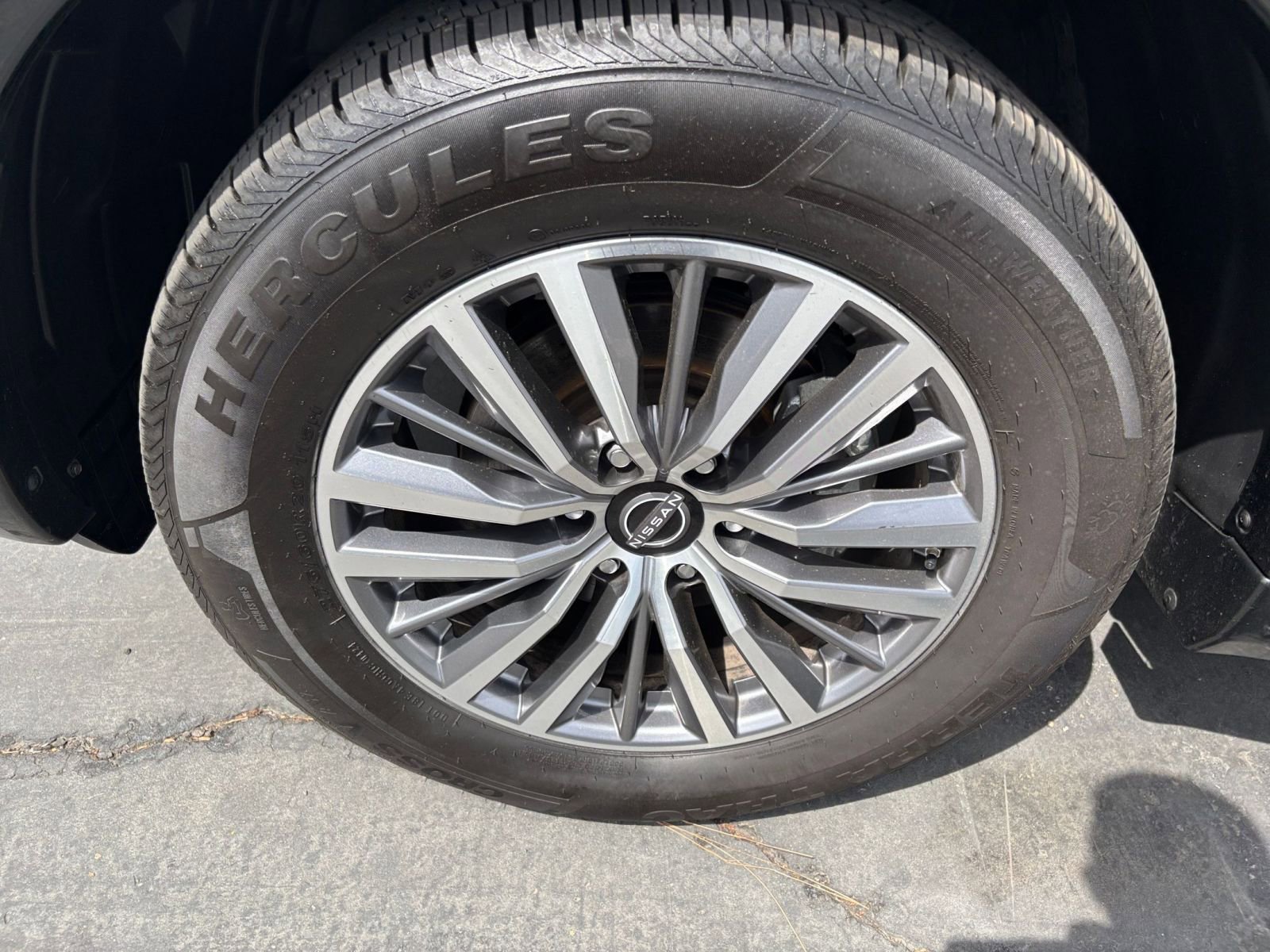 2023 Nissan Armada SL 31