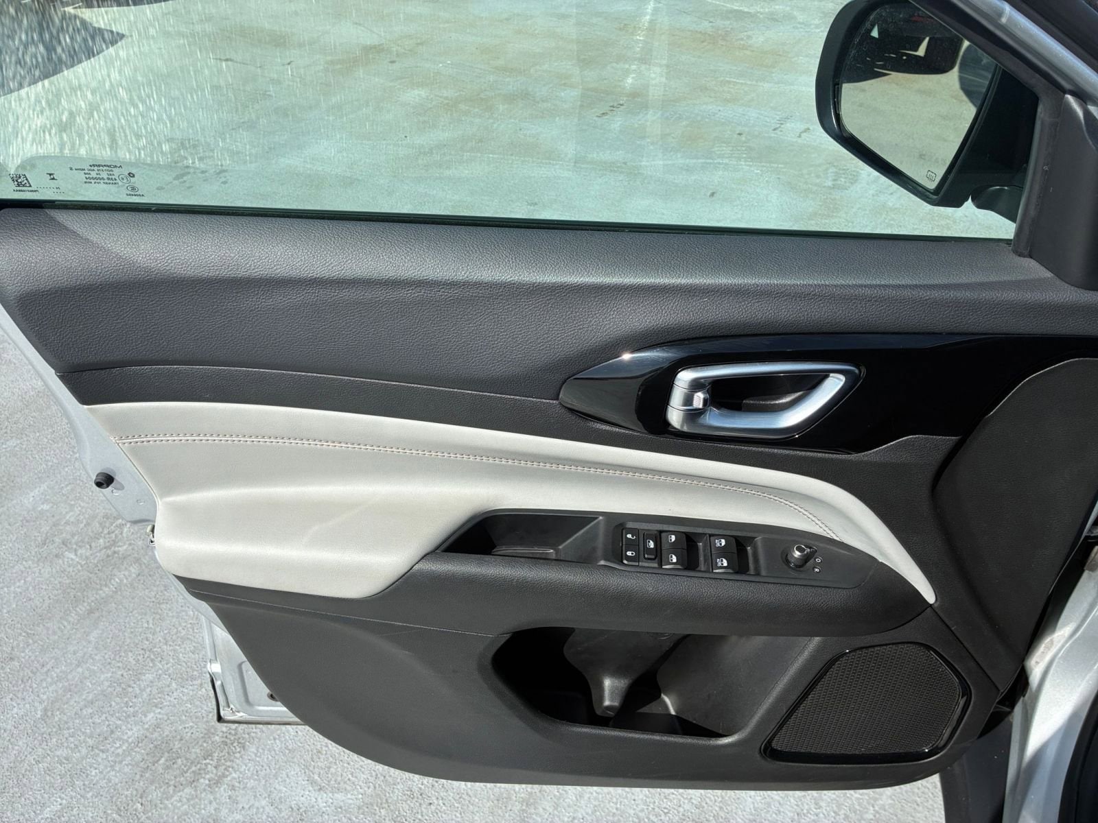 Thumbnail: 2025 Jeep Compass - 20