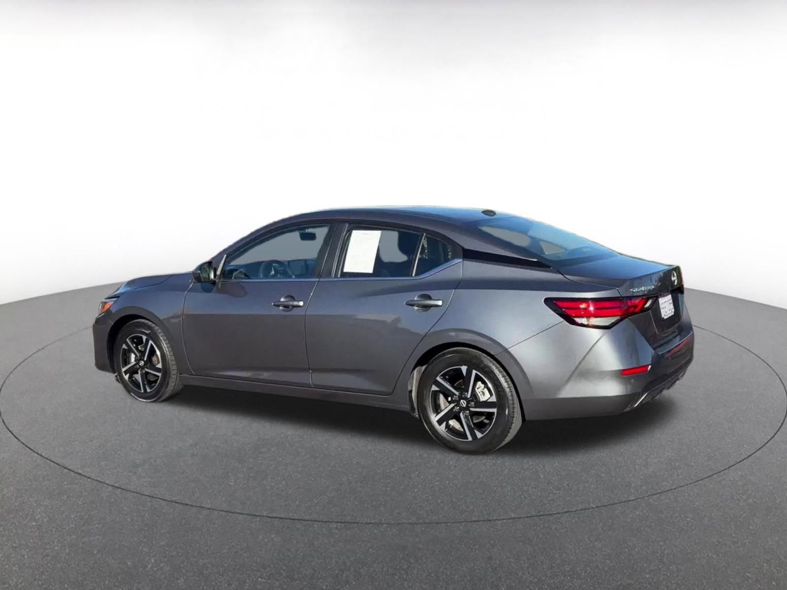 Thumbnail: 2025 Nissan Sentra - 10