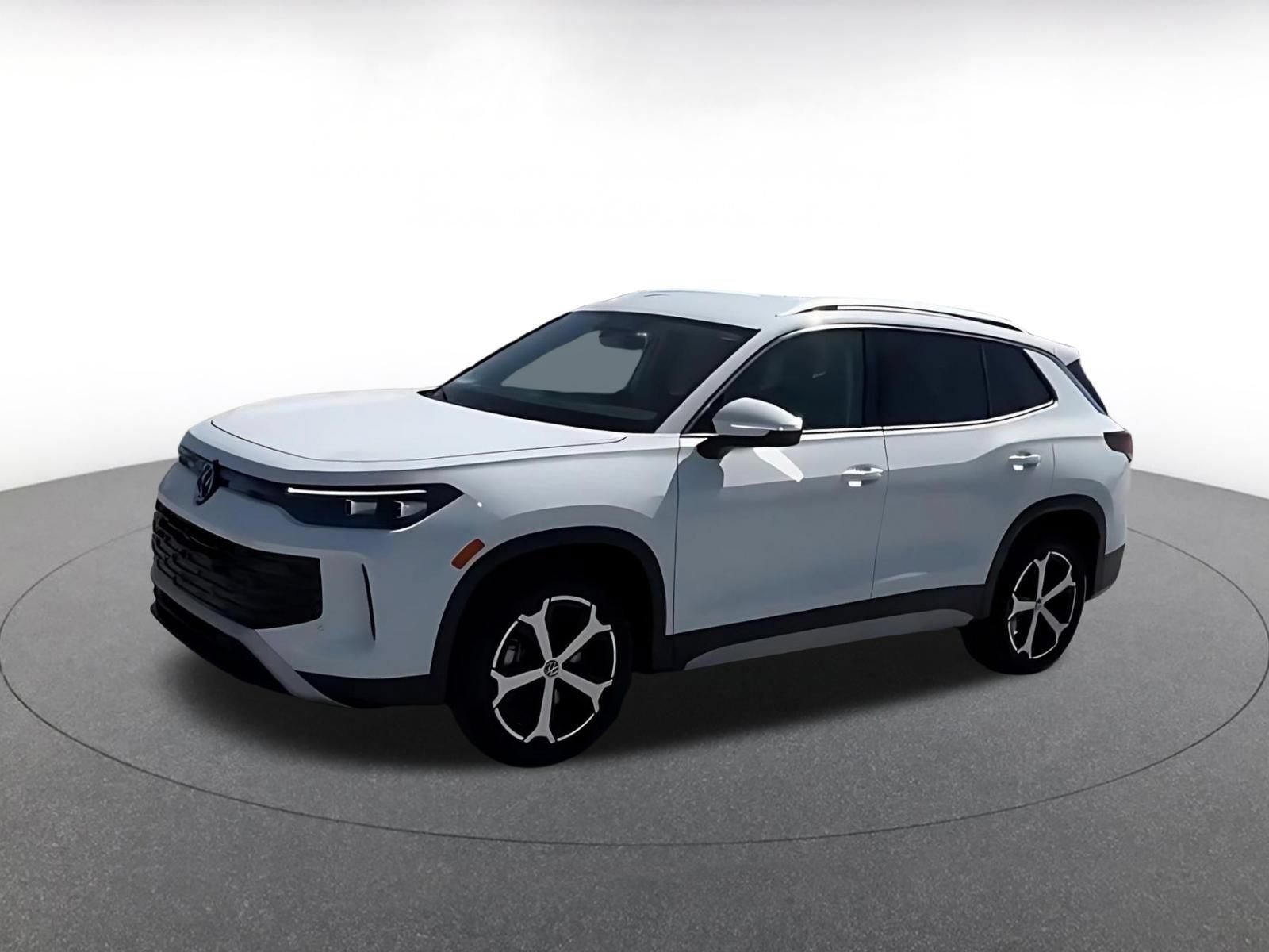 Thumbnail: 2026 Volkswagen Tiguan - 4