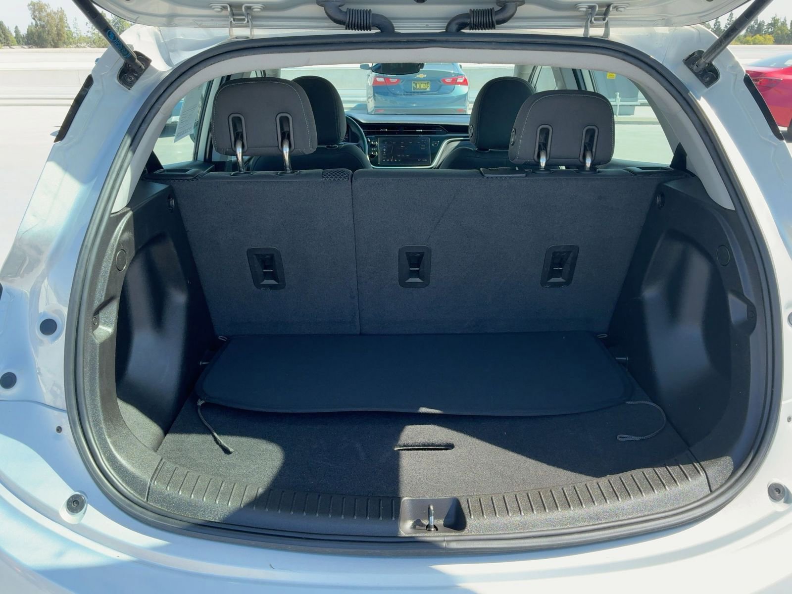 Thumbnail: 2023 Chevrolet Bolt EV - 9