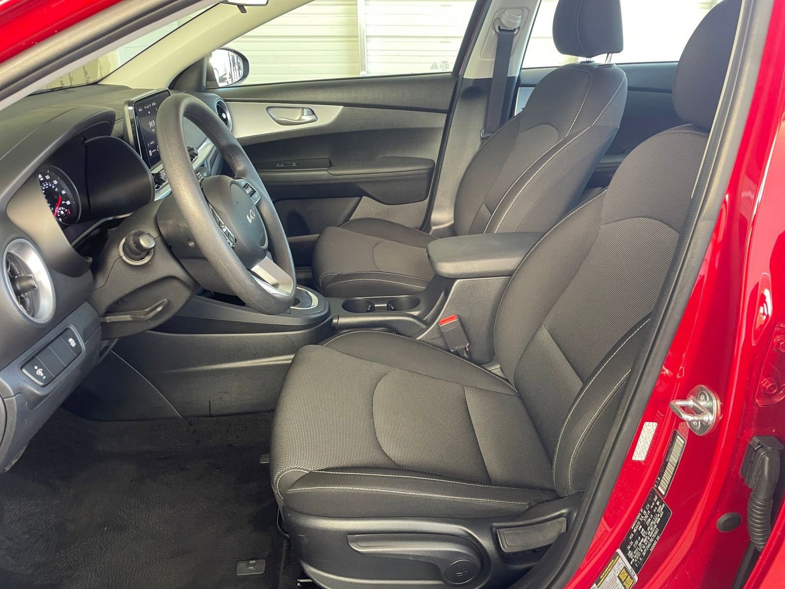 Thumbnail: 2024 Kia Forte - 25