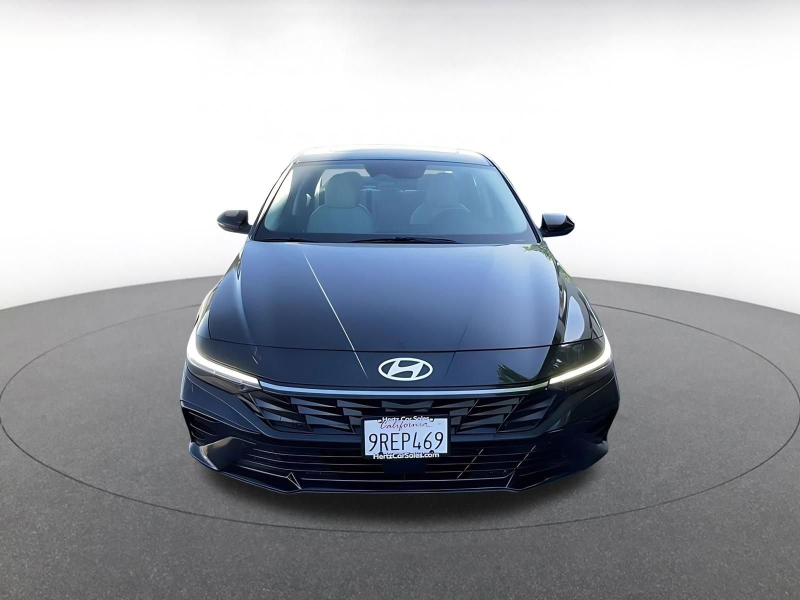 Thumbnail: 2025 Hyundai Elantra - 4