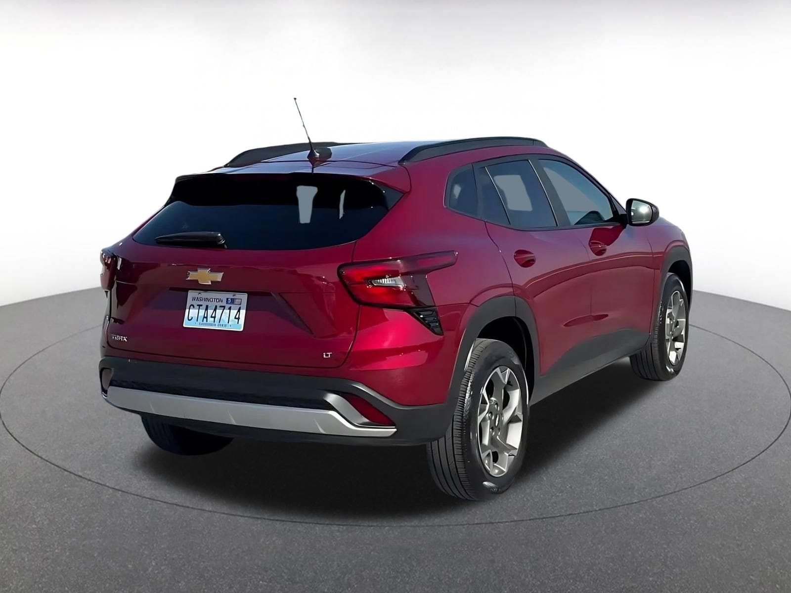 Thumbnail: 2025 Chevrolet Trax - 11