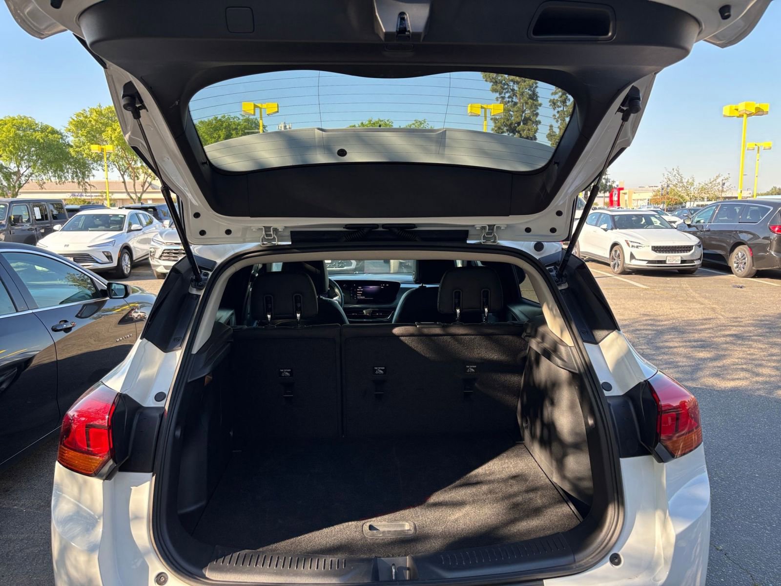 Thumbnail: 2025 Buick Encore GX - 28