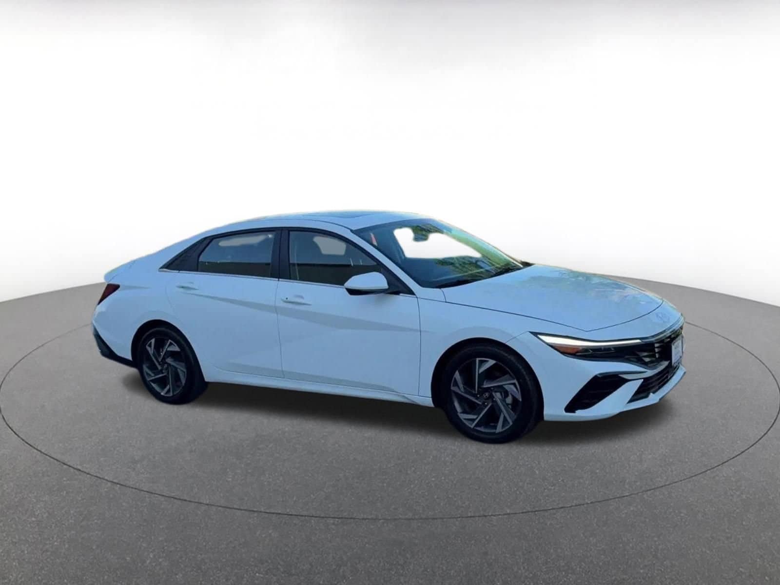 Thumbnail: 2025 Hyundai Elantra - 2