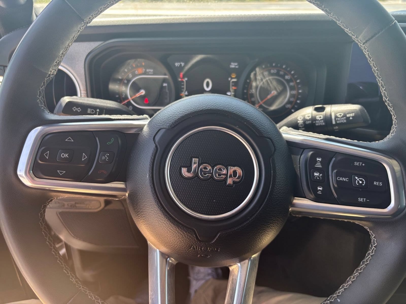 Thumbnail: 2025 Jeep Wrangler - 27