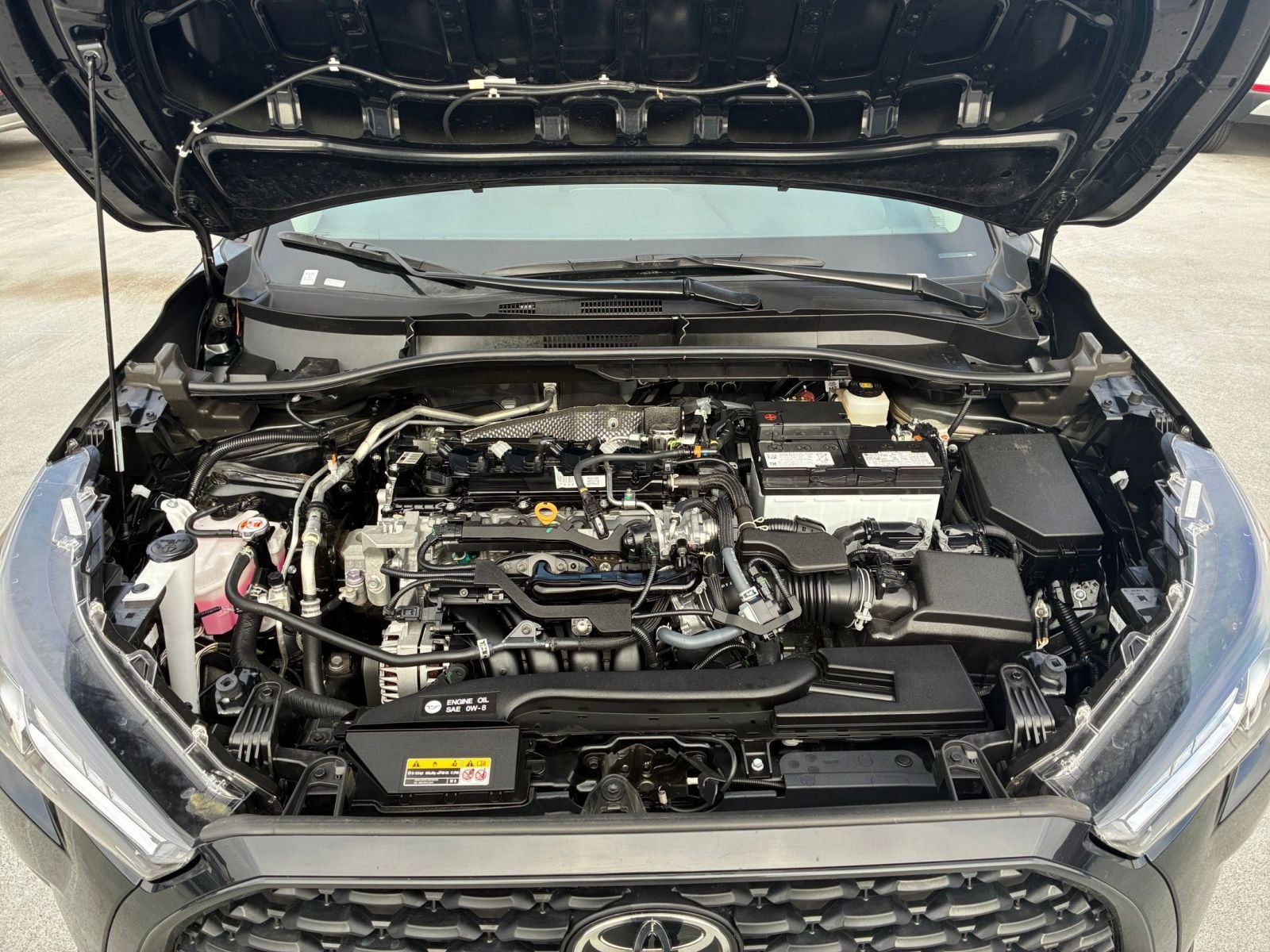 Thumbnail: 2025 Toyota Corolla Cross - 31