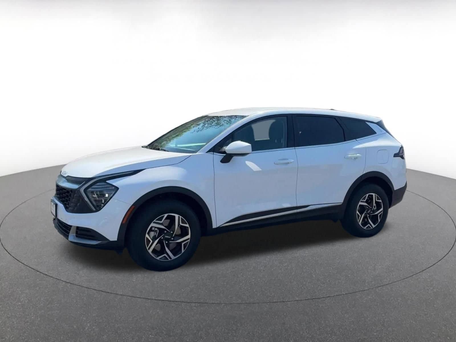 Thumbnail: 2025 Kia Sportage - 8