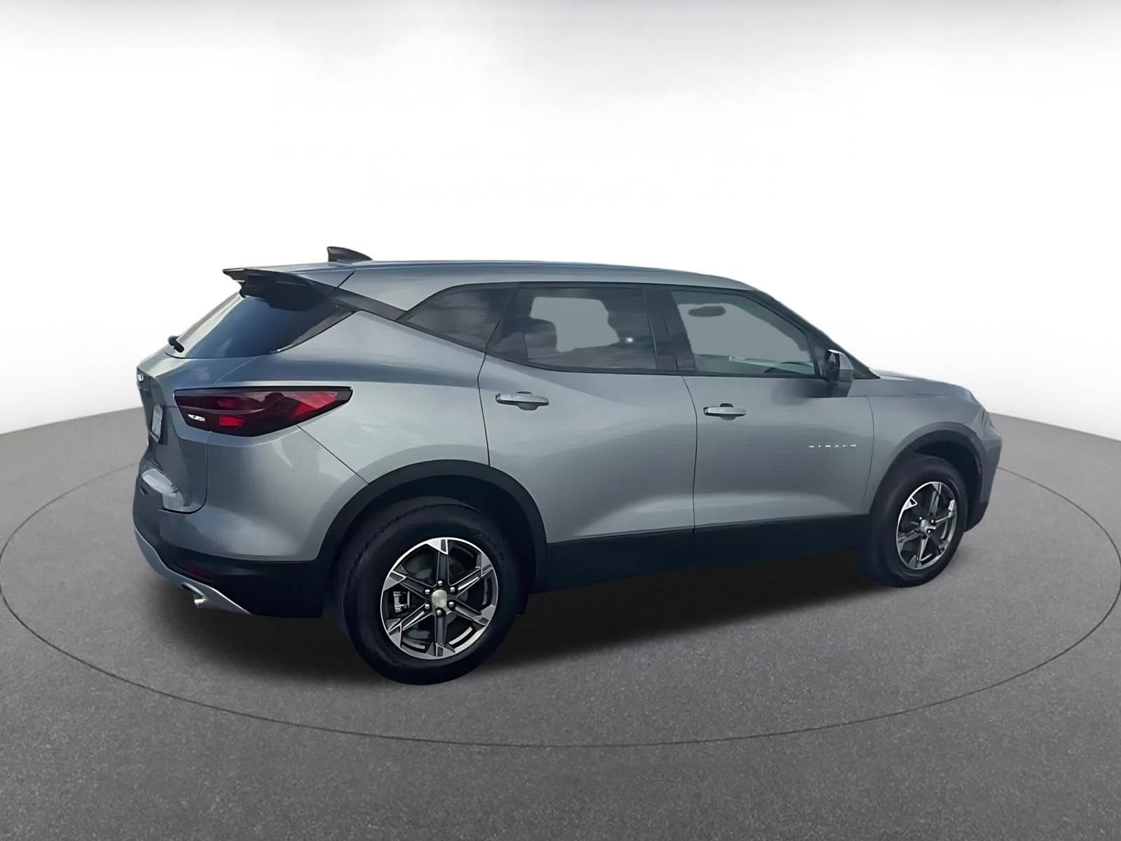 Thumbnail: 2025 Chevrolet Blazer - 15