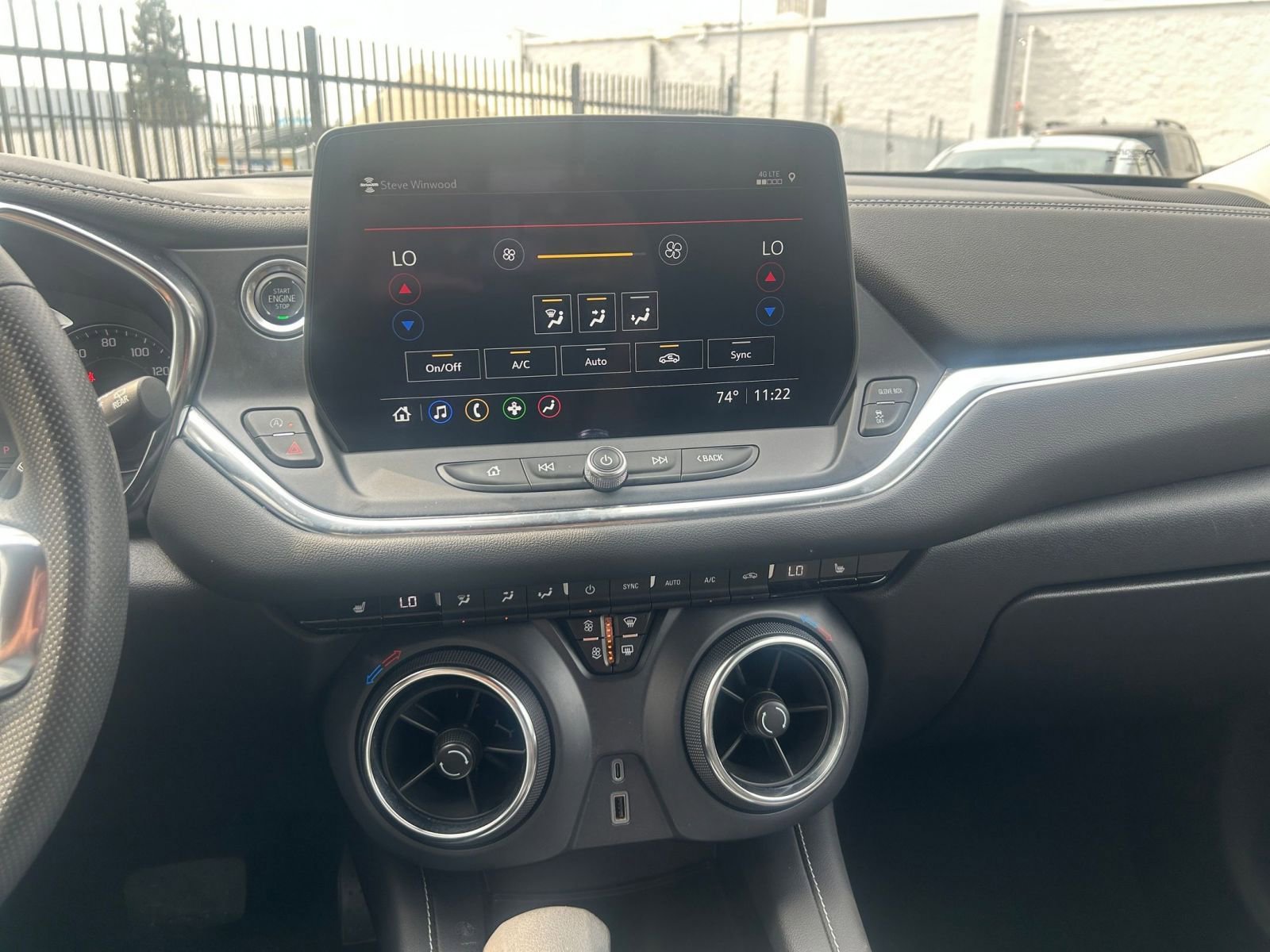 Thumbnail: 2025 Chevrolet Blazer - 20