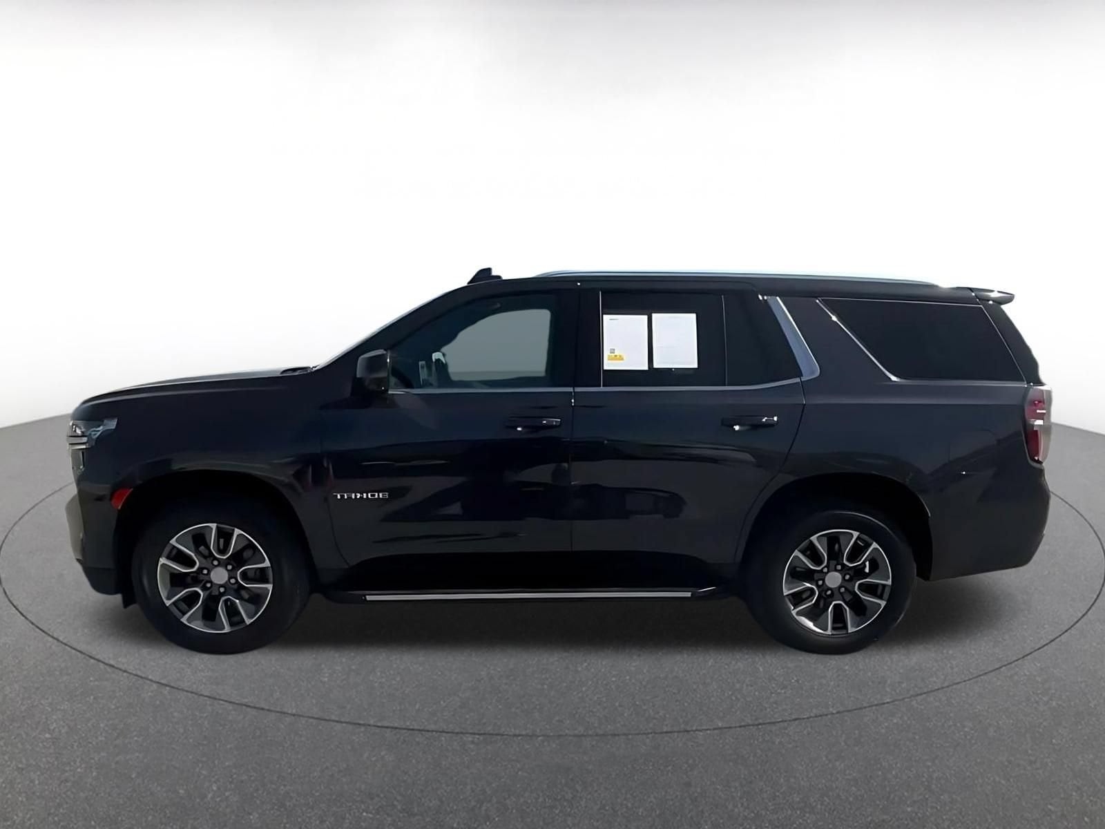 Thumbnail: 2024 Chevrolet Tahoe - 9