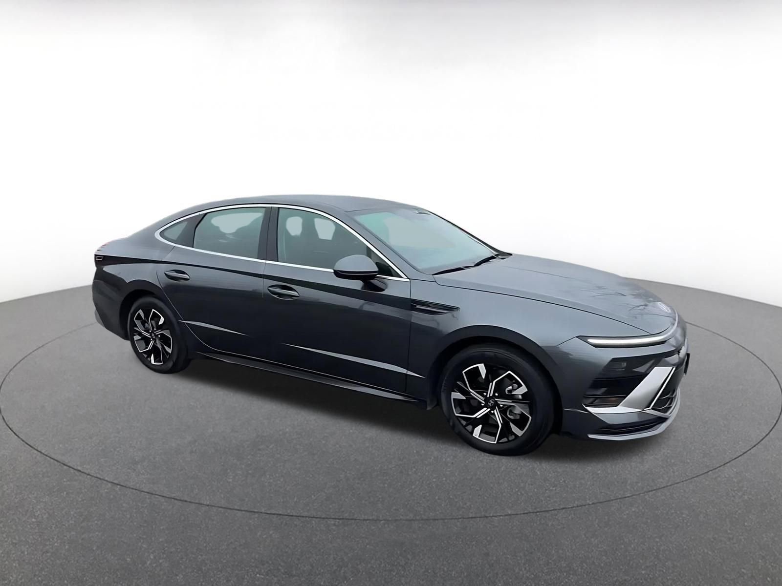 Thumbnail: 2025 Hyundai Sonata - 2