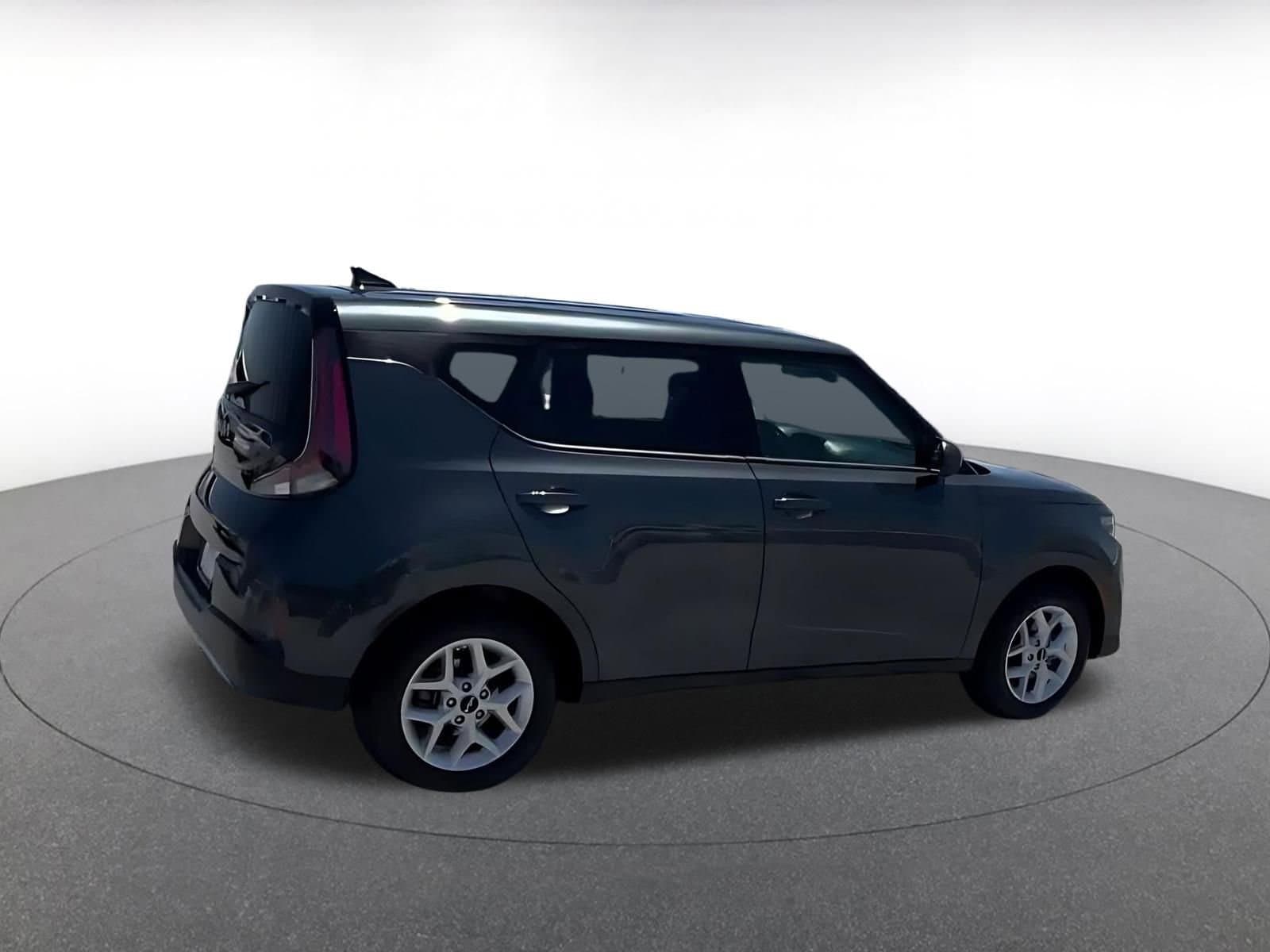 Thumbnail: 2025 Kia Soul - 12
