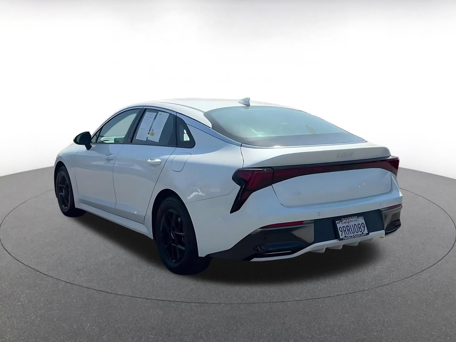 Thumbnail: 2025 Kia K5 - 10